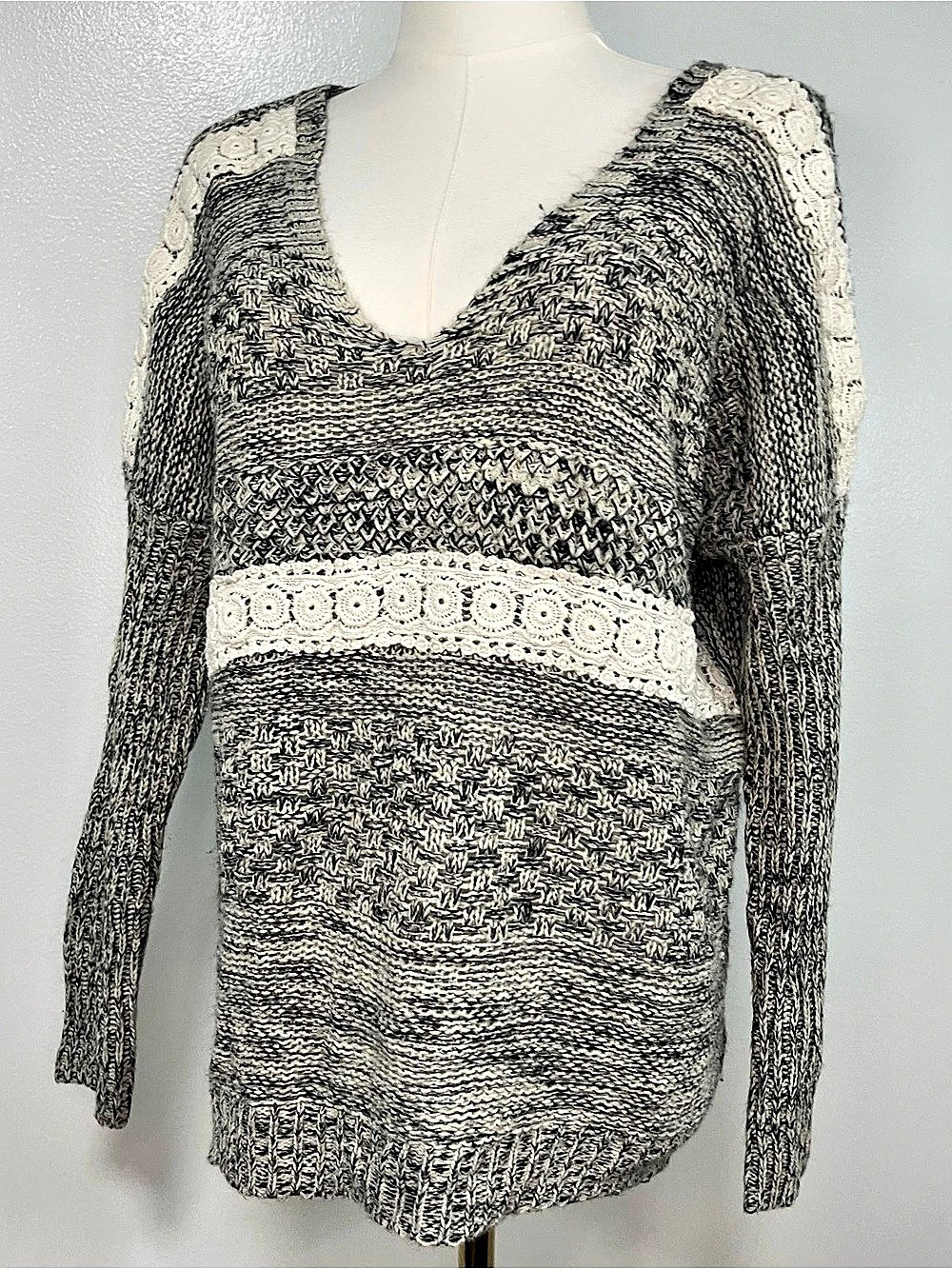 Slouchy Oversized Macrame V-Neck Sweater Small Gray Boho Knit Top Paper Crane